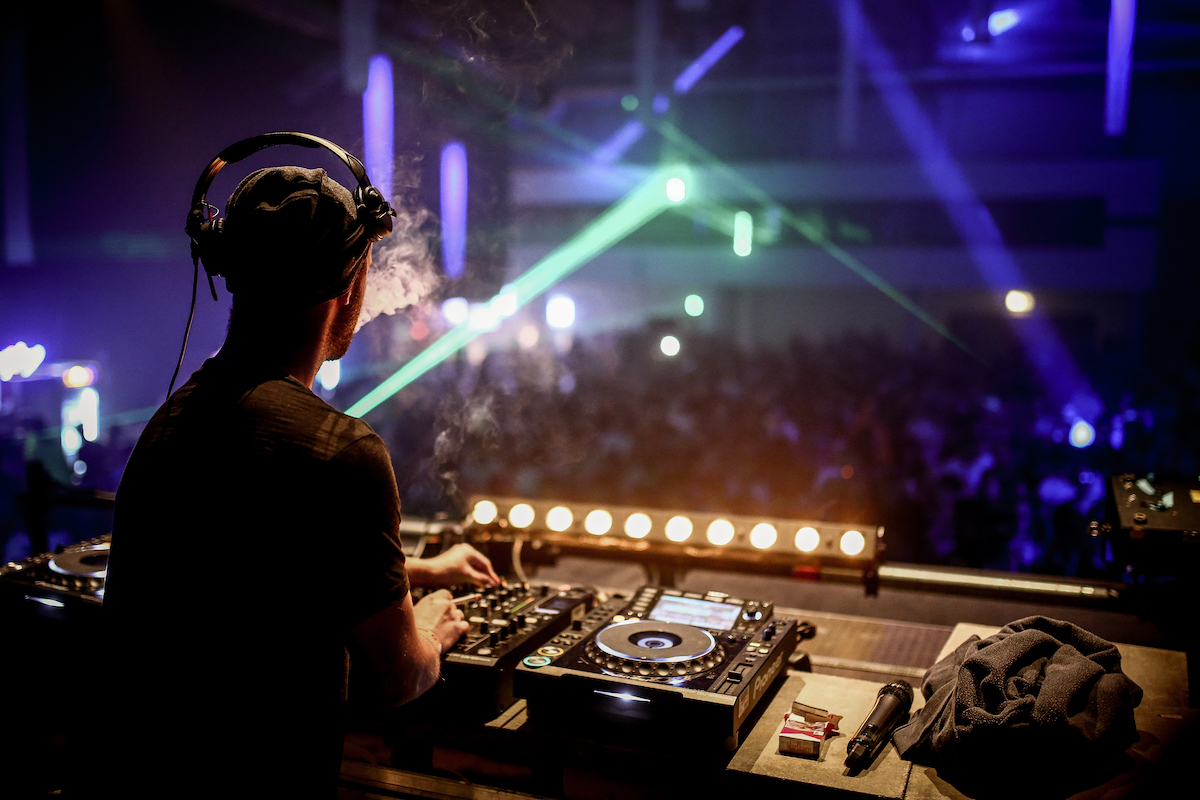 DJ party DJ party