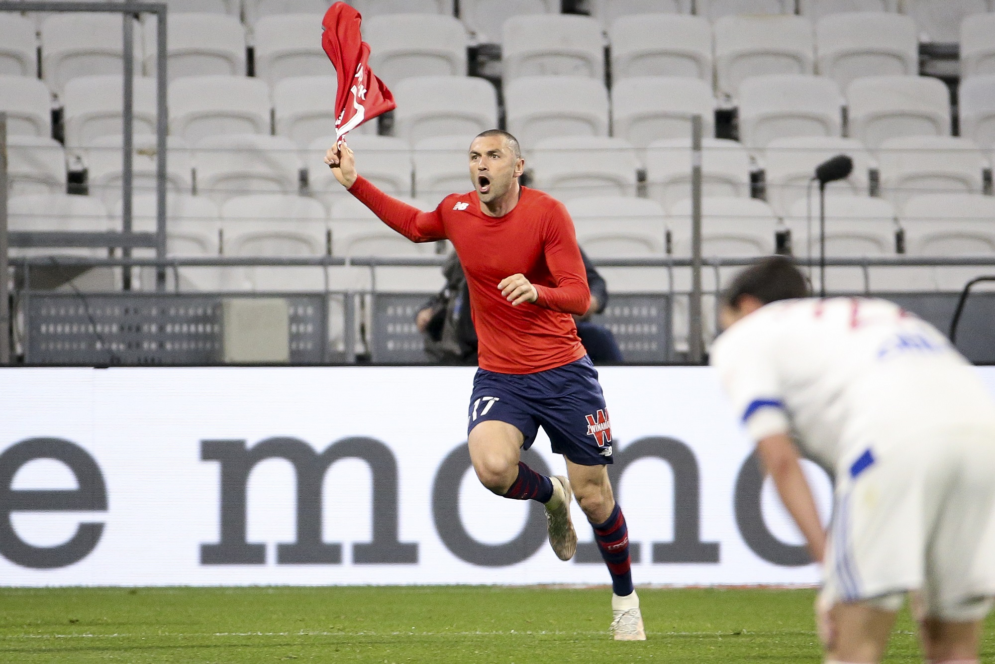 Lille OSC - Ligue 1. Burak Yilmaz Lille OSC - Ligue 1. Burak Yilmaz