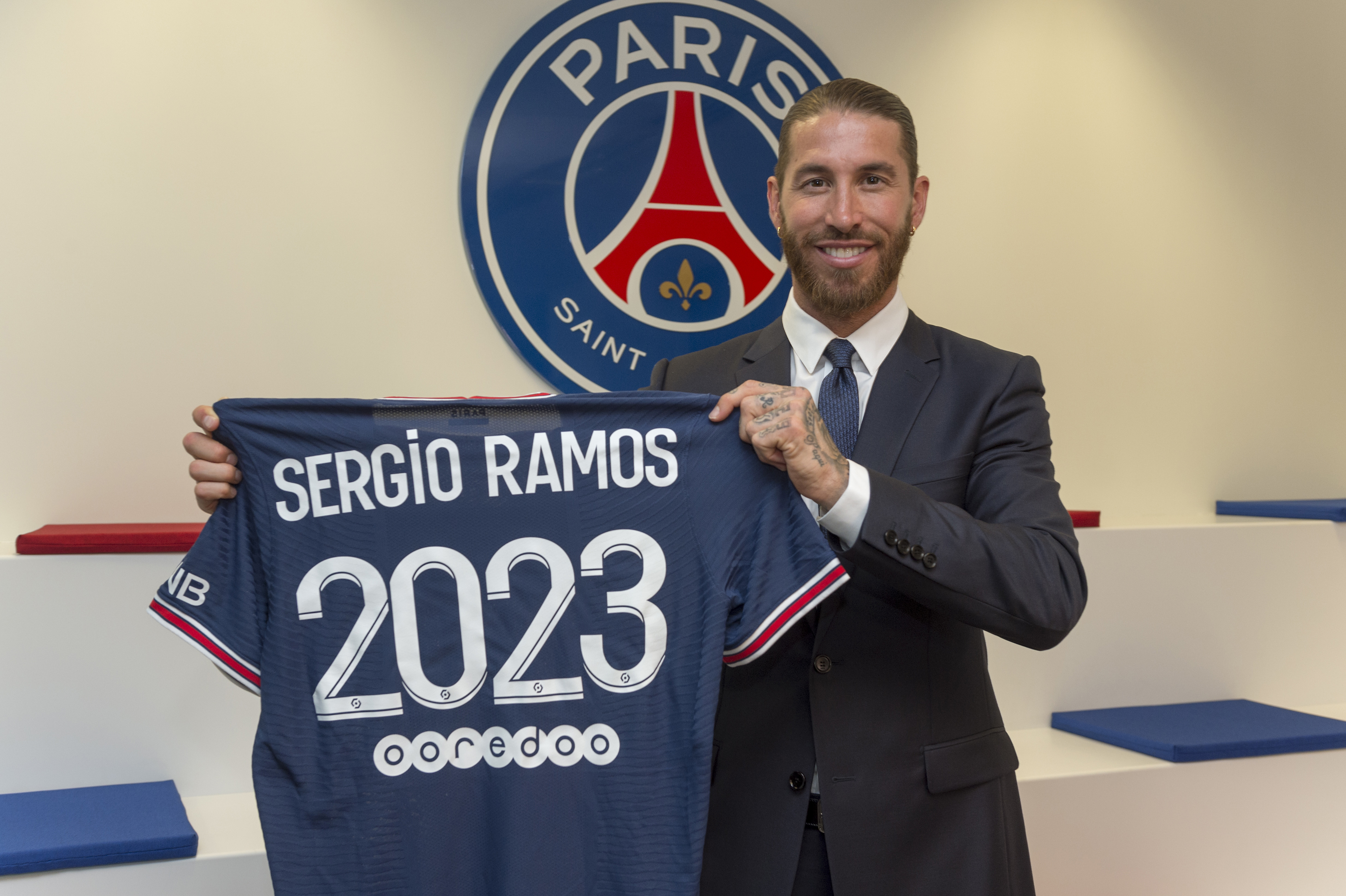Paris Saint-Germain Unveil New Signing Sergio Ramos Paris Saint-Germain Unveil New Signing Sergio Ramos