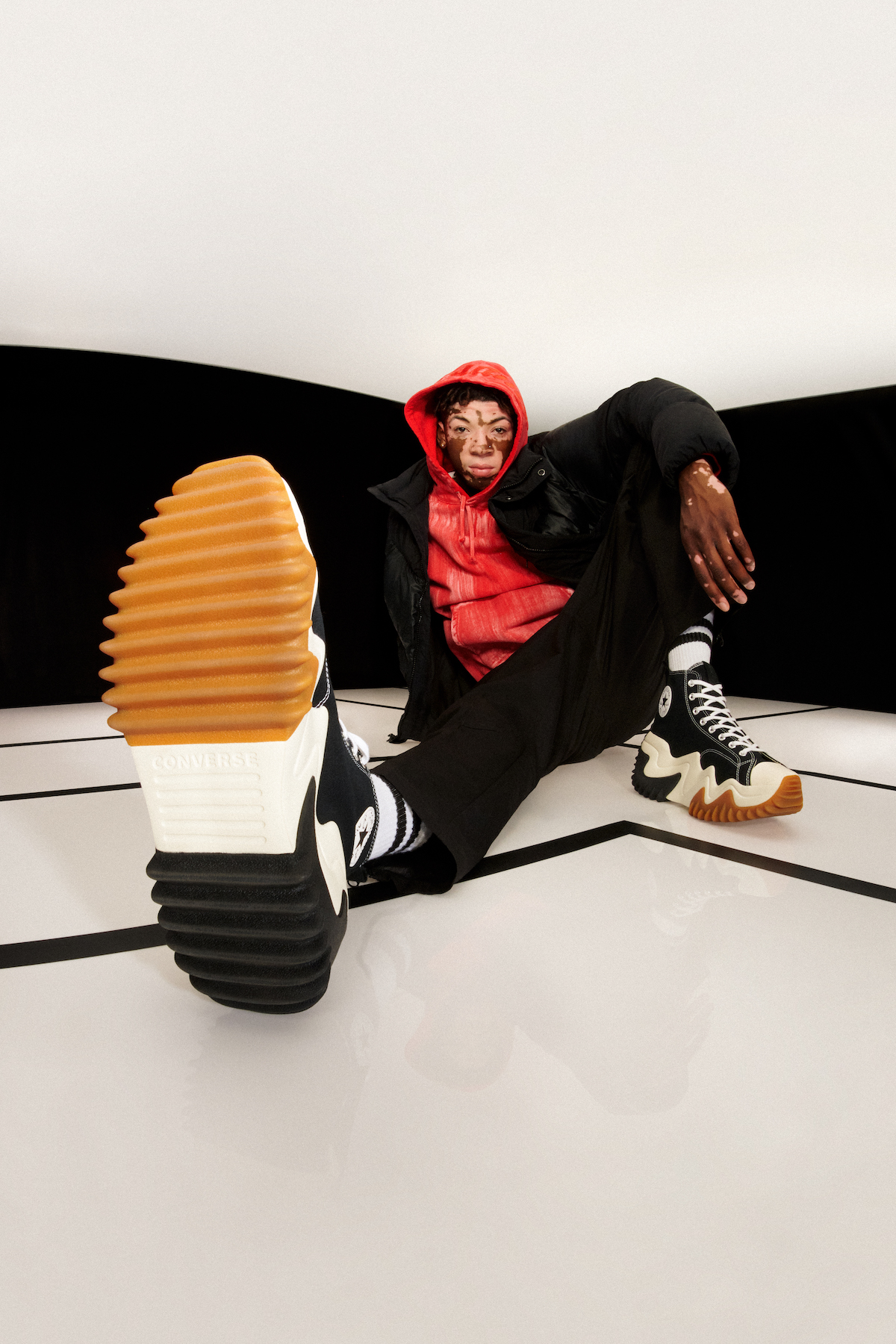 CONVERSE_RUNSTAR_MOTION_171545C_MALE_ONBODY_1964.jpg CONVERSE_RUNSTAR_MOTION_171545C_MALE_ONBODY_1964.jpg