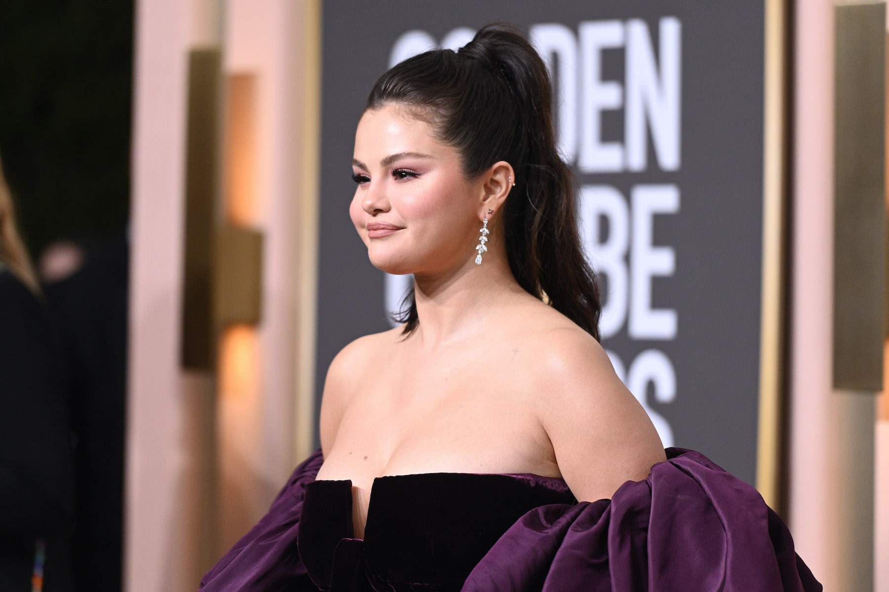Czy Selena Gomez Gra Na Jakimś Instrumencie