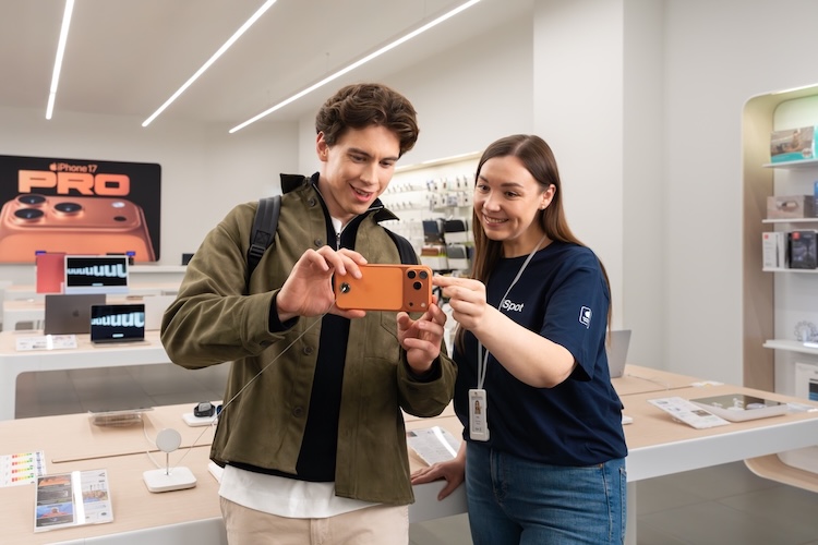 iPhone presentation 5 (1).jpg